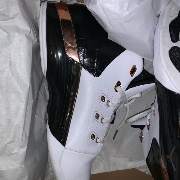 GREAT CONDITION 9.5/10 jordan 17+ retro - Picture 4 of 9